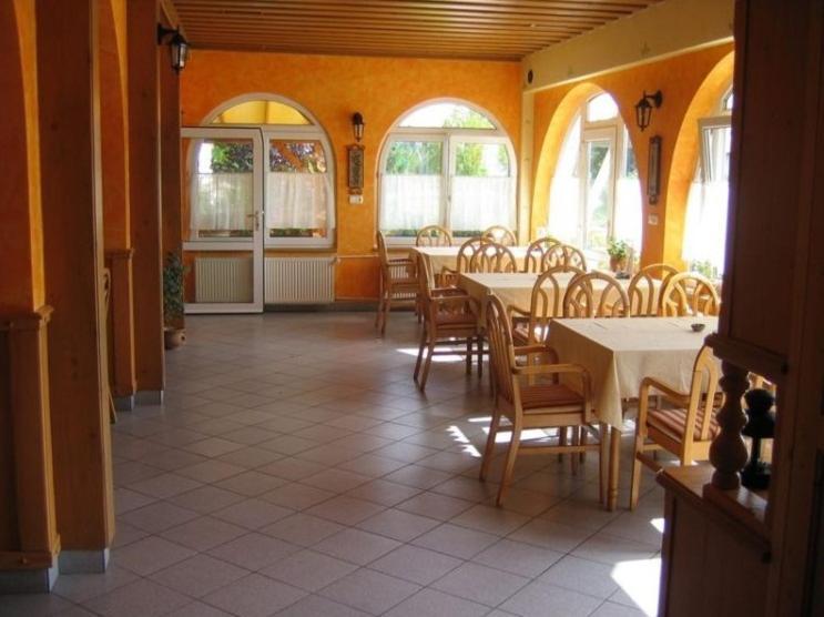 Sziget Hotel&Restaurant Tarjan Exterior photo